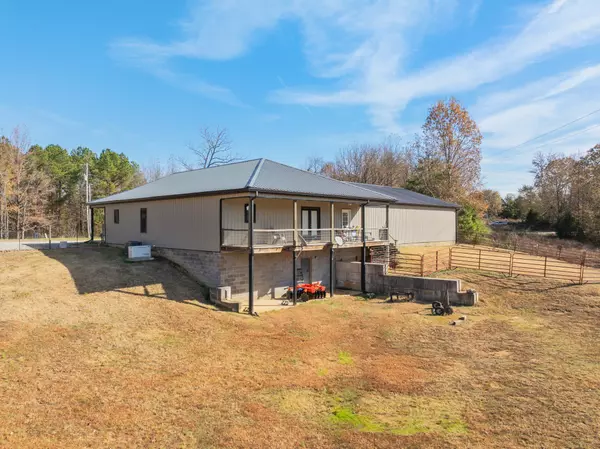 Darden, TN 38328,2356 Old Darden Chesterfield Rd