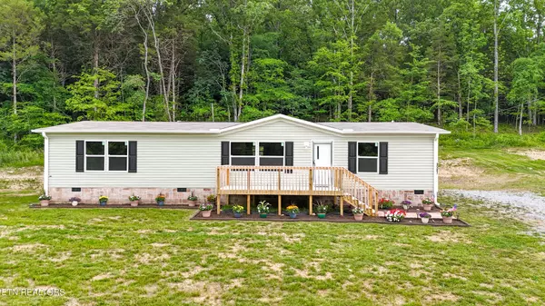 Philadelphia, TN 37846,1587 Sweetwater Rd