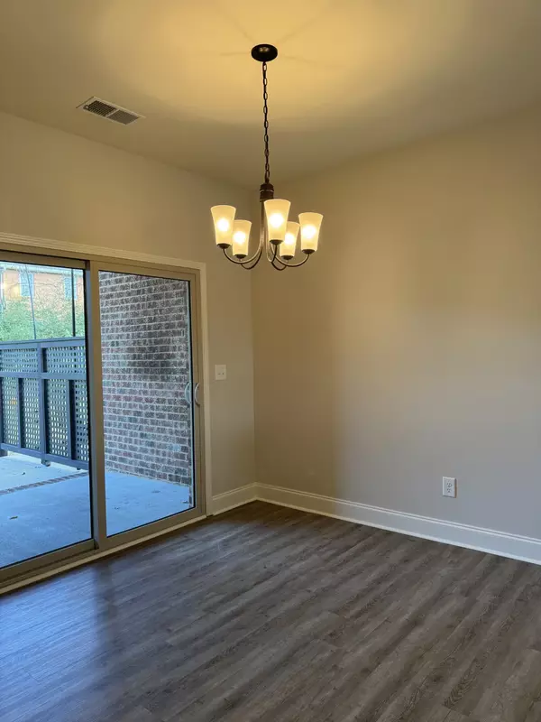 Hendersonville, TN 37075,118A Haven St