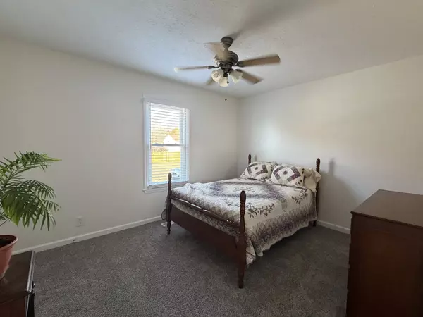 Chapel Hill, TN 37034,405 Edmonson Ave