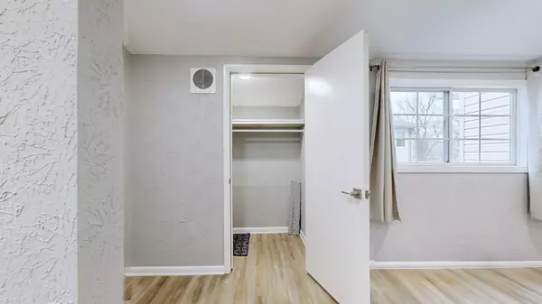 Nashville, TN 37221,810 Bellevue Rd #213