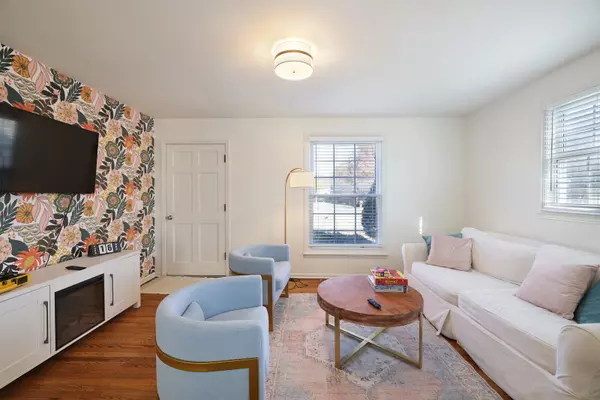 Franklin, TN 37064,621 W Meade Blvd