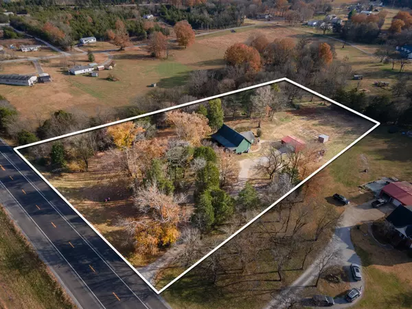 Chapel Hill, TN 37034,1879 Highway 99