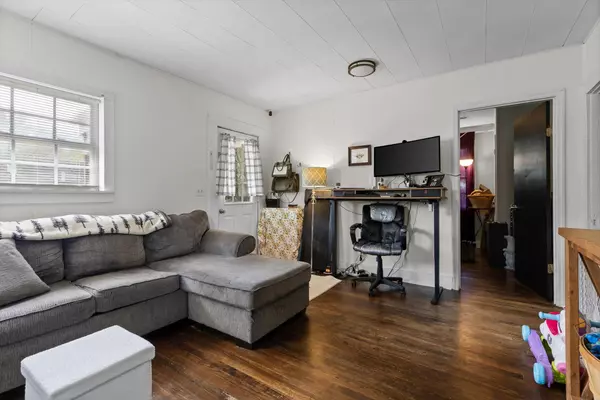 Dunlap, TN 37327,228 Oak Street