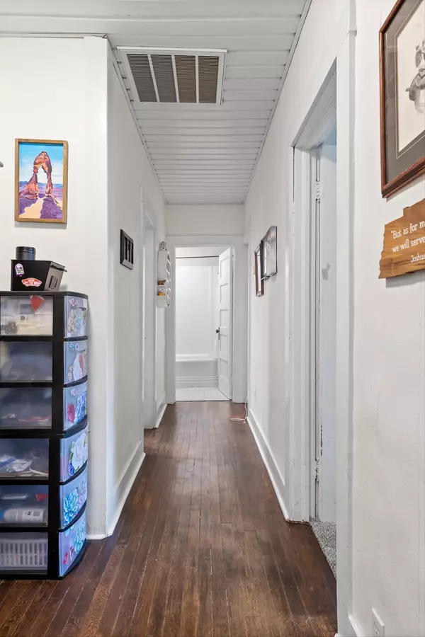 Dunlap, TN 37327,228 Oak Street