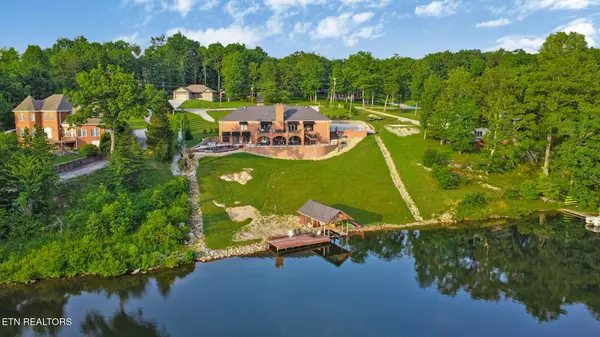 Crossville, TN 38555,1042 Holiday Drive