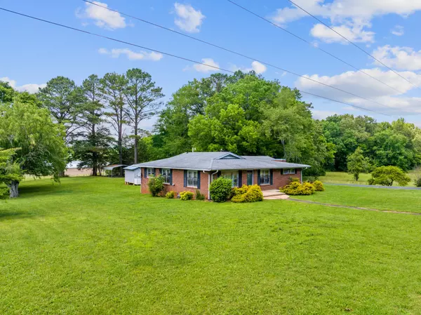 4519 Highway 100 #E, Decaturville, TN 38329