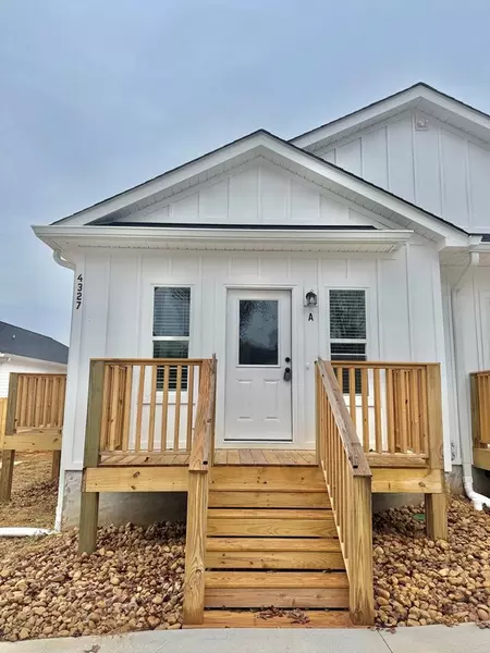 4327 Cronan Dr #Unit A, Cohutta, GA 30710