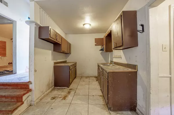 Memphis, TN 38128,3793 TESSLAND RD