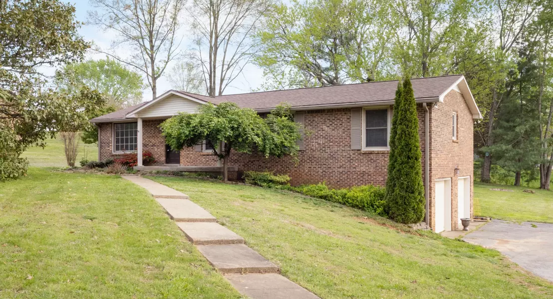 2560 Memorial Drive Ext, Clarksville, TN 37043
