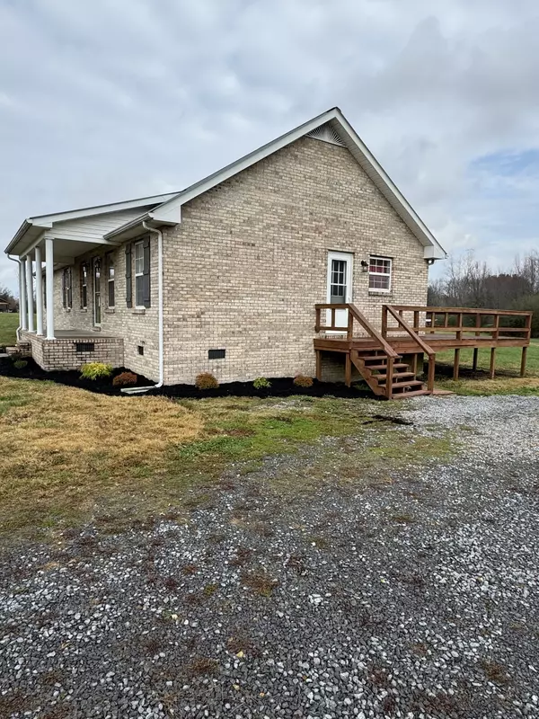 Lafayette, TN 37083,354 Spring Creek Rd