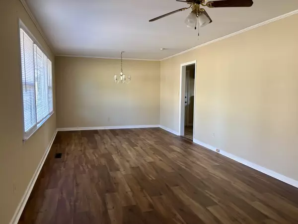 Tullahoma, TN 37388,1909 Bel Aire Dr