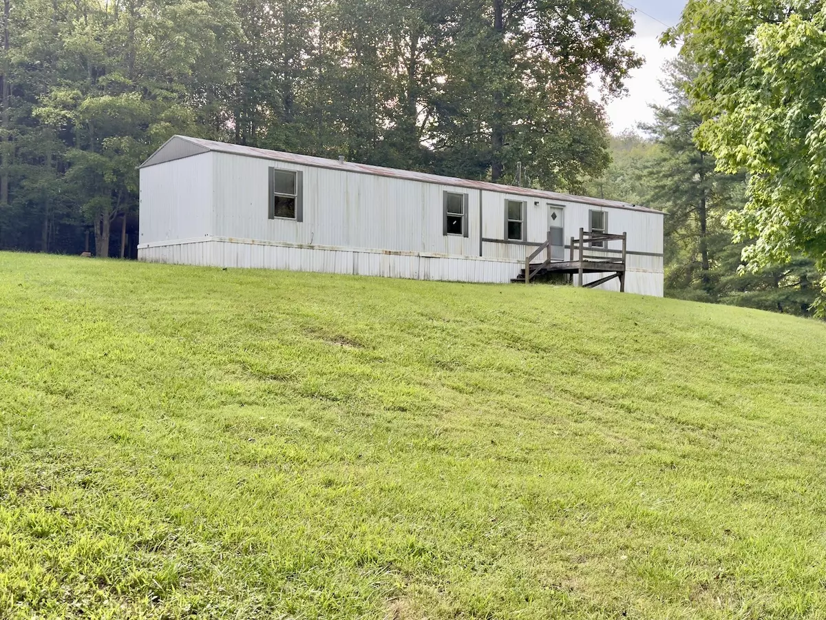 Bradyville, TN 37026,1678 Gilley Hill Rd