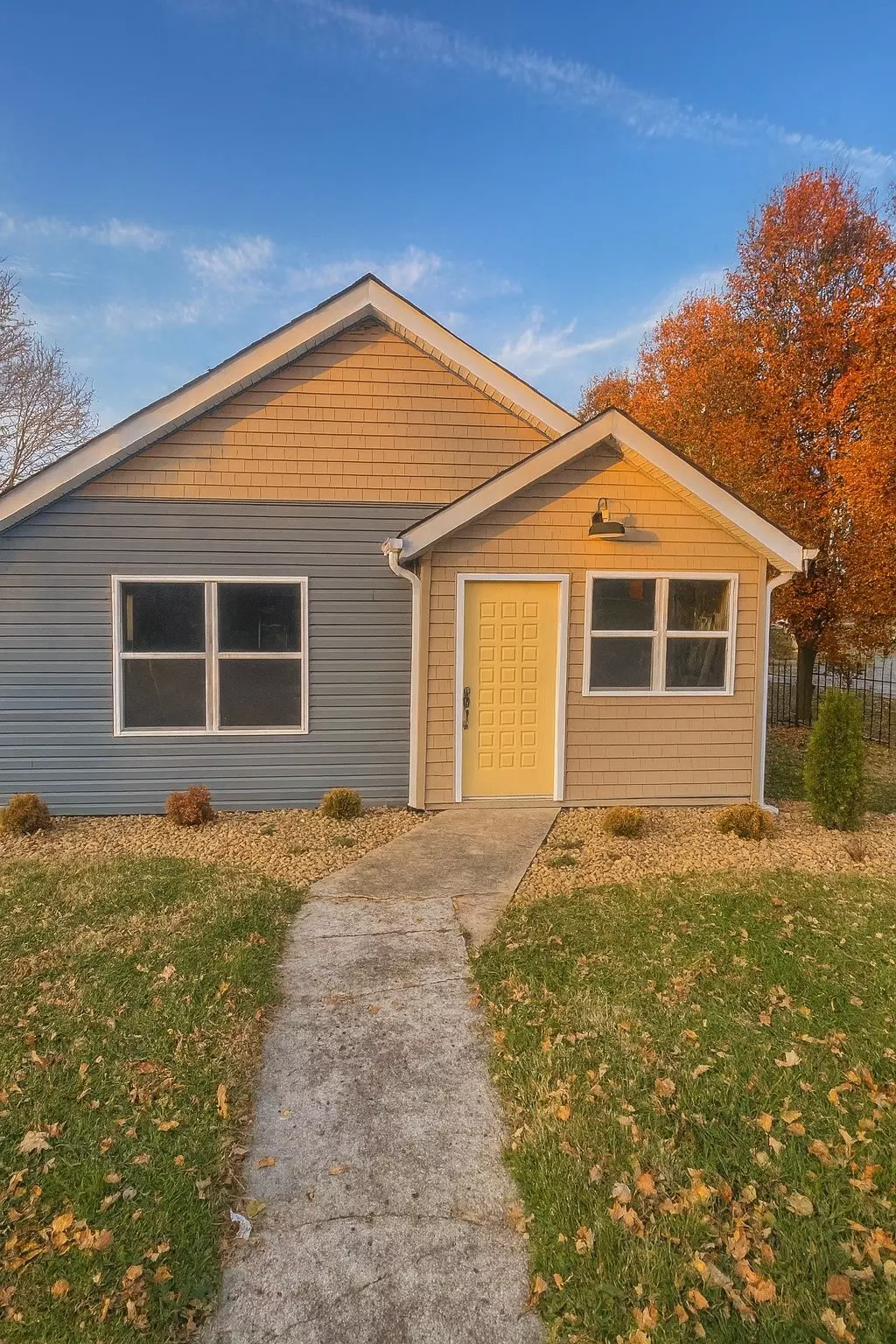 Cowan, TN 37318,210 Hill St #N