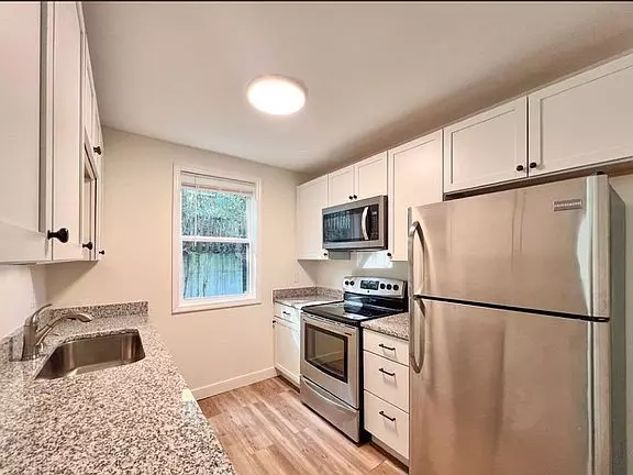 Nashville, TN 37217,139 Five Oaks DR