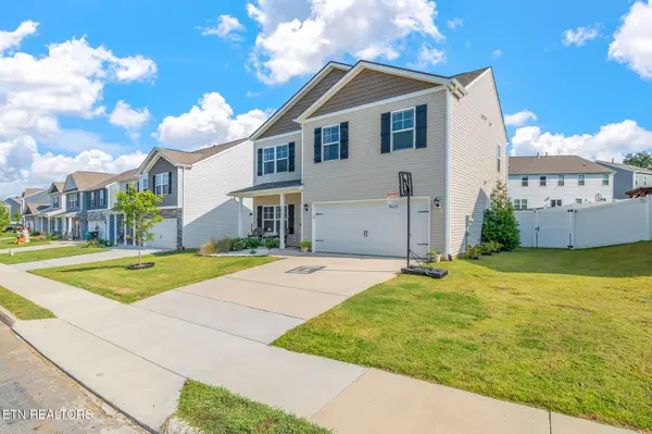 Knoxville, TN 37931,2831 Red Barn Rd