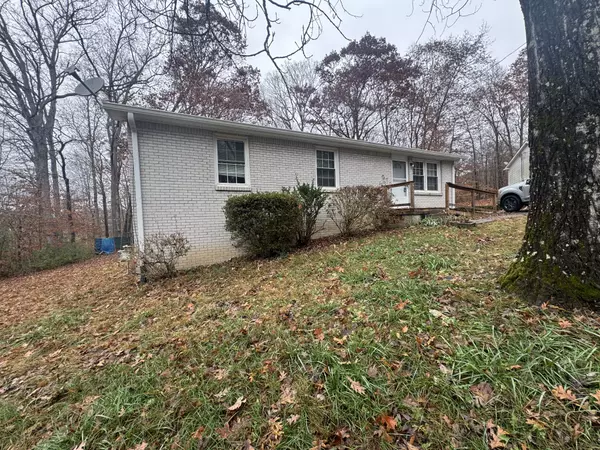 White Bluff, TN 37187,934 Jordan Cir