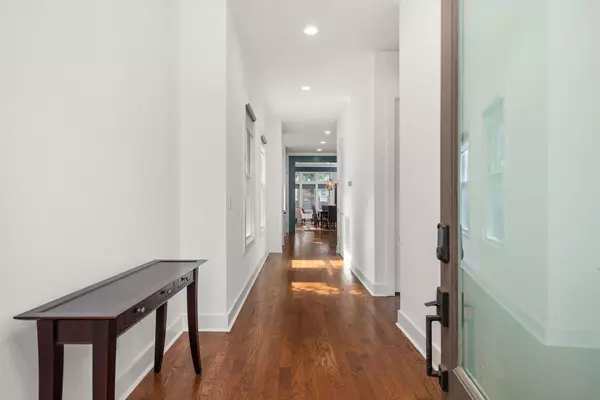 Nashville, TN 37212,1409A Tremont St