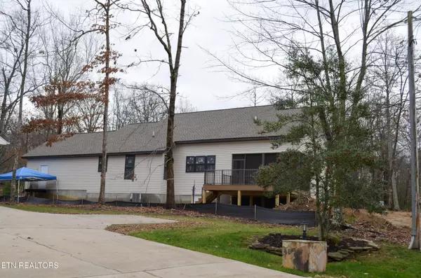 Crossville, TN 38558,124 Markham Lane