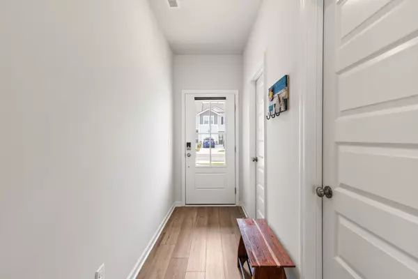 White House, TN 37188,724 Big Bend Ct