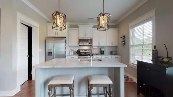 Nashville, TN 37206,1209 Davidson St