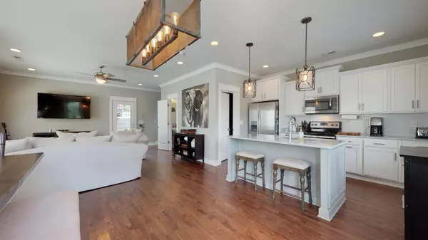 Nashville, TN 37206,1209 Davidson St