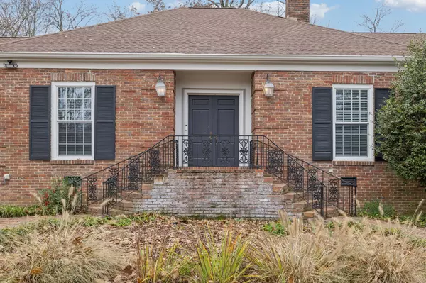 Nashville, TN 37205,6012 Hickory Valley Rd