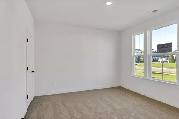 Murfreesboro, TN 37129,7404 Legends Way