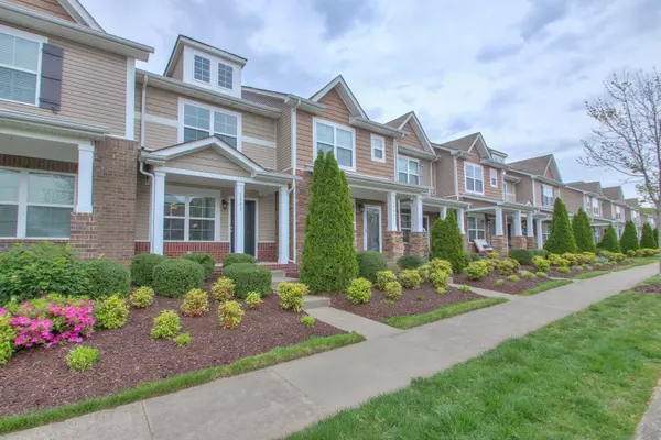 Hermitage, TN 37076,1303 Riverbrook Dr