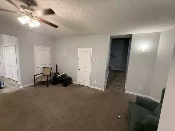 La Vergne, TN 37086,414 Rick McCormick Dr #414