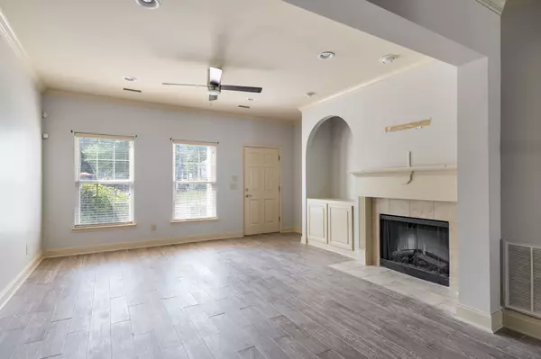 Antioch, TN 37013,4316 Summercrest Blvd #407