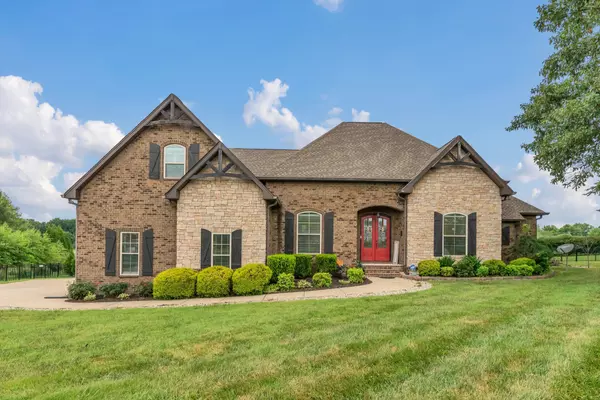 Cross Plains, TN 37049,82 Deer Run Rd