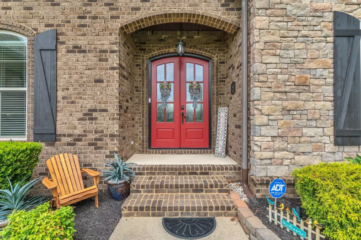 Cross Plains, TN 37049,82 Deer Run Rd