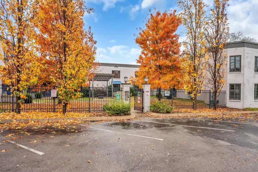1504 18th Ave #S #101, Nashville, TN 37212