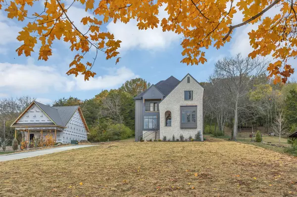 Franklin, TN 37069,459 Franklin Rd