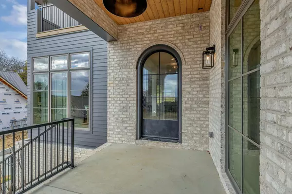 Franklin, TN 37069,459 Franklin Rd