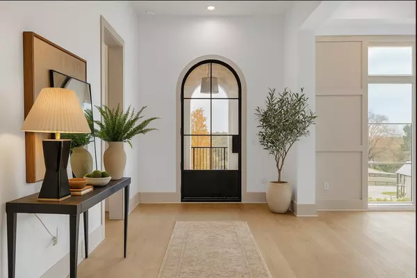 Franklin, TN 37069,459 Franklin Rd