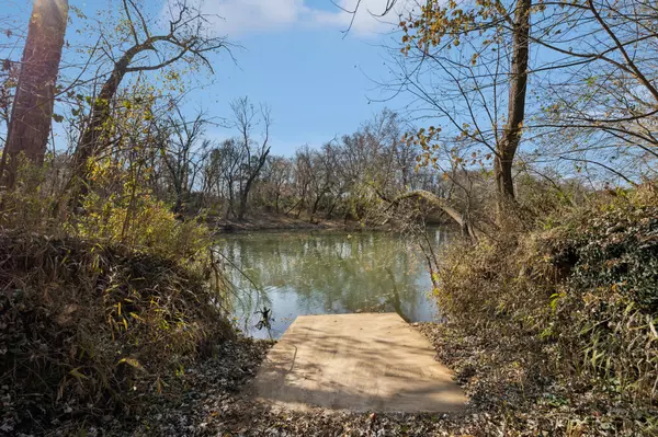 Chapel Hill, TN 37034,1560 River Rd