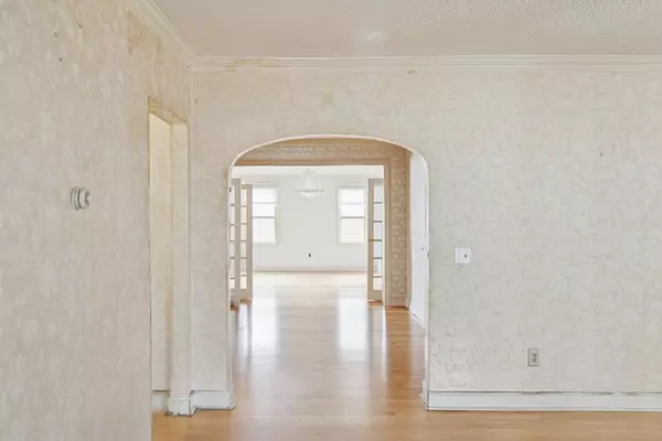 Nashville, TN 37204,931 Bradford Ave