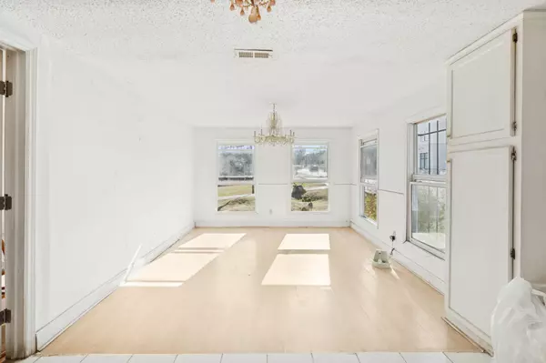 Nashville, TN 37204,931 Bradford Ave