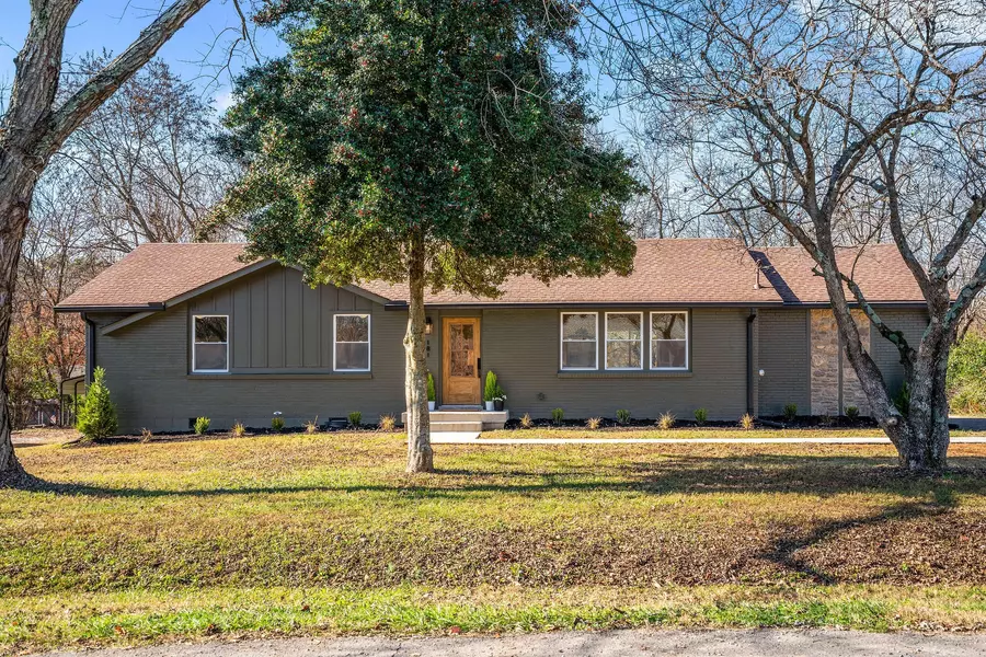 181 Roberta Dr, Hendersonville, TN 37075