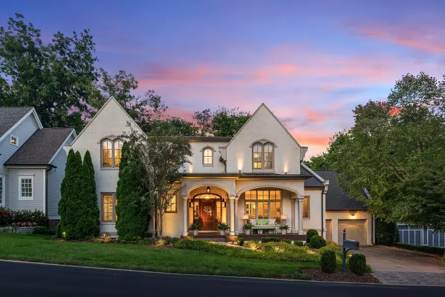 311 Ledgelawn Ct, Franklin, TN 37064