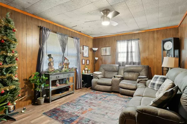 Rock Island, TN 38581,968 Boyd Rd