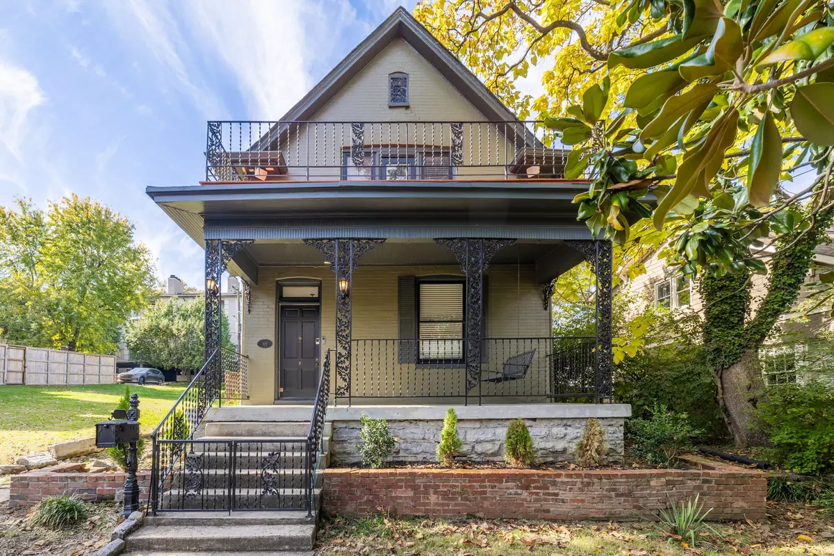 Nashville, TN 37212,111 32nd Ave #S