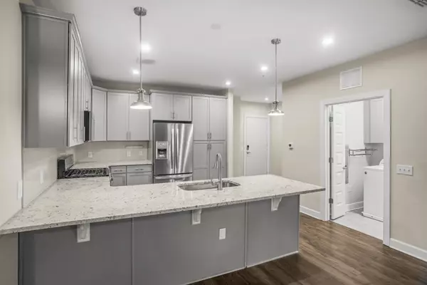 Hendersonville, TN 37075,141 Saundersville Rd #1402