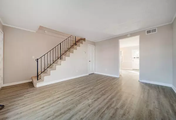 Gallatin, TN 37066,930 South Water Avenue #5