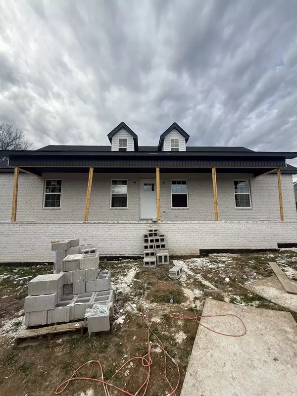 Lewisburg, TN 37091,1880 Cornersville Hwy