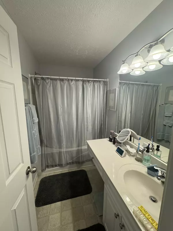 Antioch, TN 37013,3001 Hamilton Church Rd #208