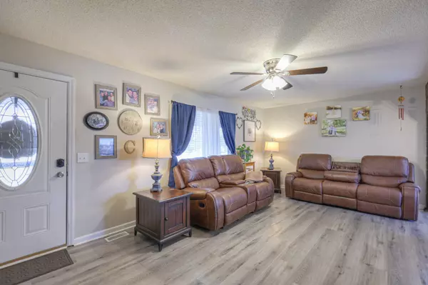 Shelbyville, TN 37160,636 Warner Bridge Rd