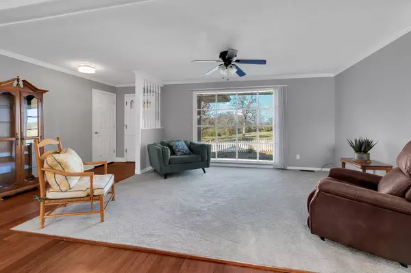 Shelbyville, TN 37160,1723 Hwy 64 W